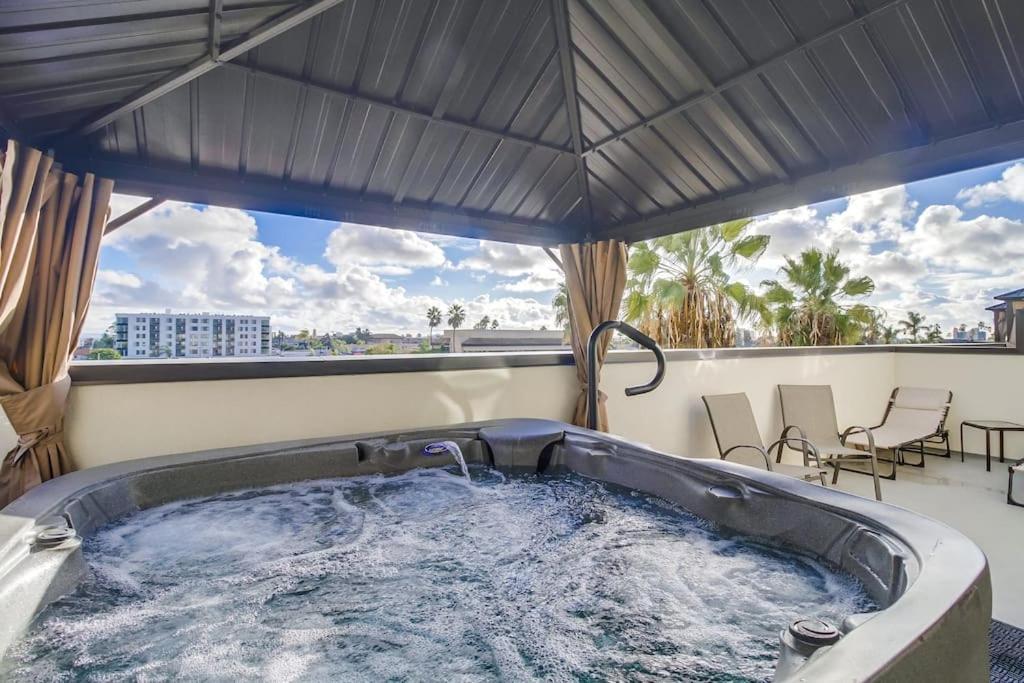 Park Blvd Paradise 301 Ada Compliant With A Spa San Diego Exteriör bild